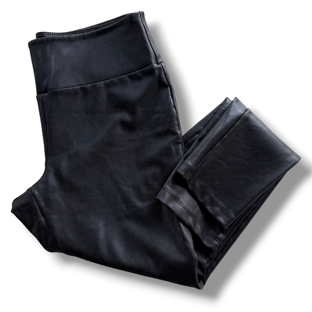 Altar'd State Sz. M Black Faux Leather High Waisted Leggings 53557AS Grunge Chic